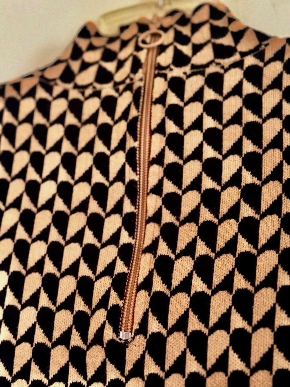 Mod meets mini in this chic little statement dress by Anthropologie - Picture 5 of 8